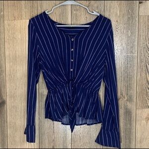 E hanger M button down Sz M